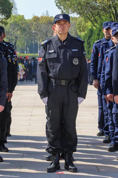 致敬不朽忠魂 汲取奋进力量——鸿震保安的使命与担当